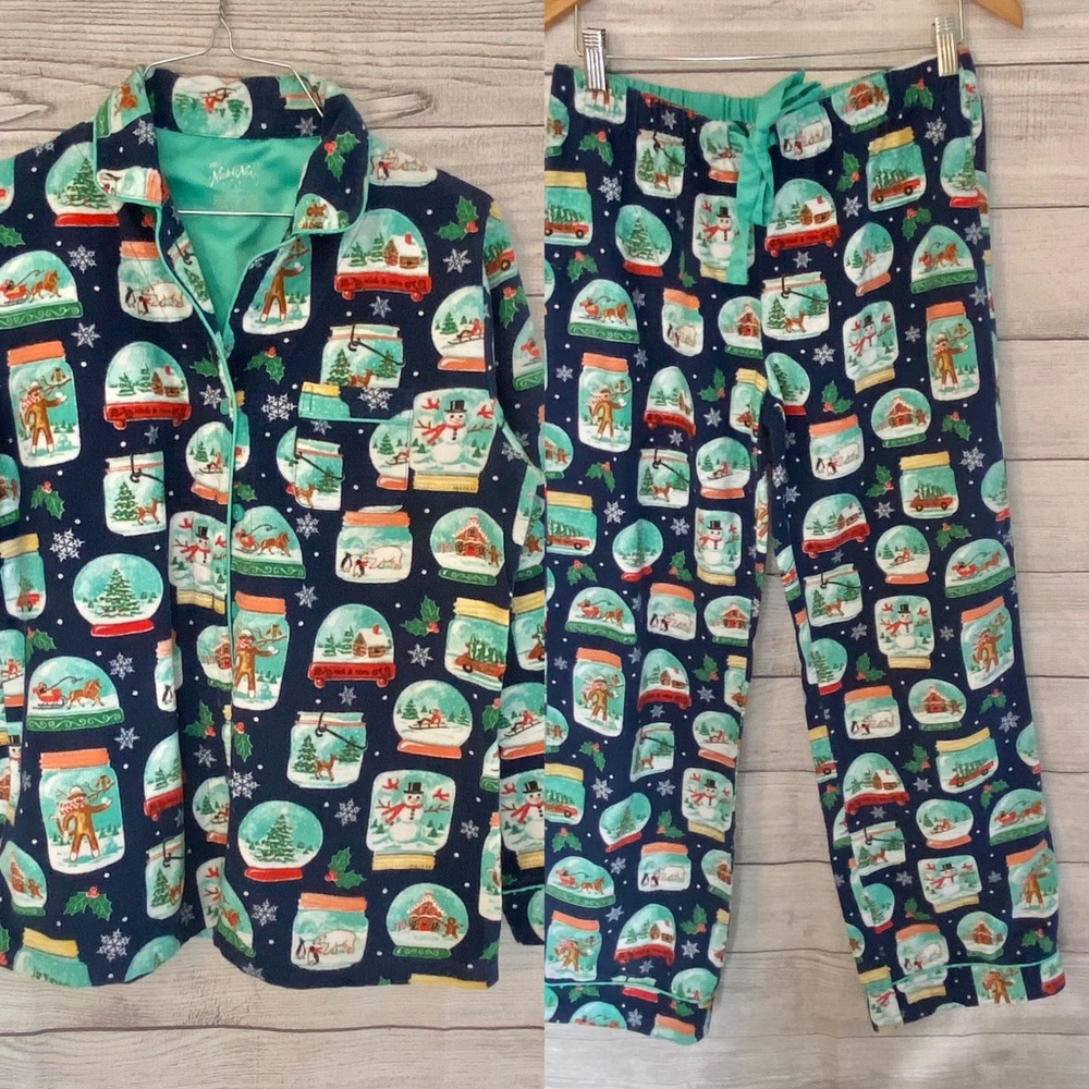 Nick & Nora Navy Snow Globe Print Long Sleeve Pajama Set - Picture 2 of 9